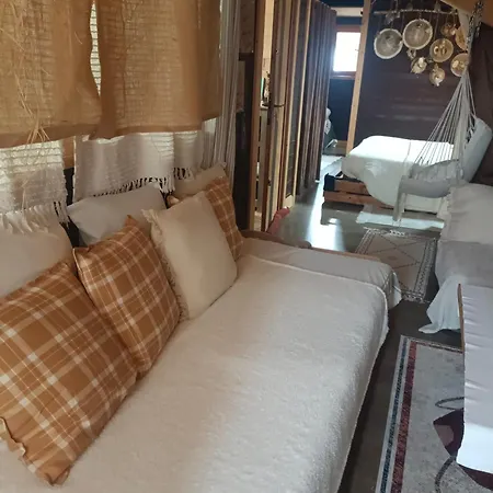 Chalet Des Secrets Lyaud Extérieur photo